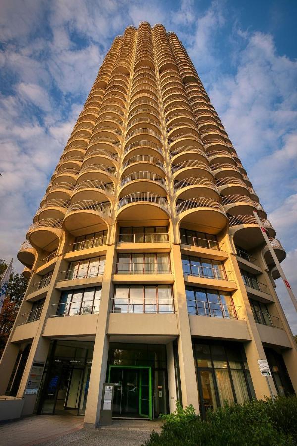 Augsburg Hotelturm Екстериор снимка